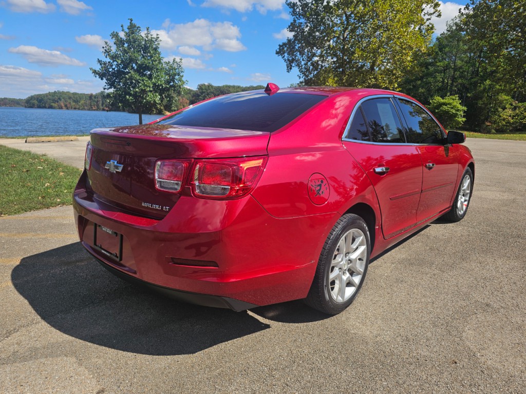 2013 Chevrolet Malibu Image 6