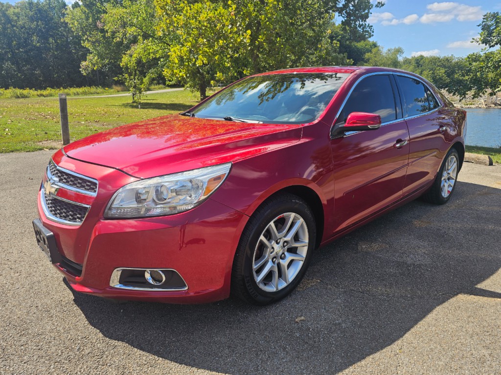 2013 Chevrolet Malibu Image 12
