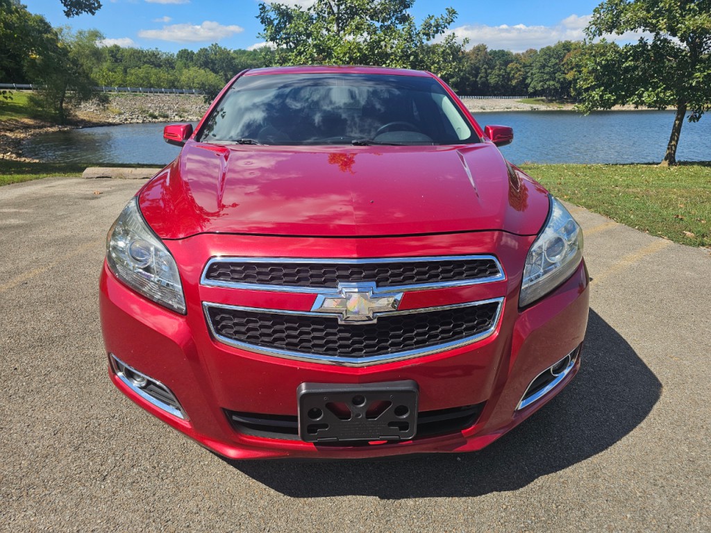 2013 Chevrolet Malibu Image 13