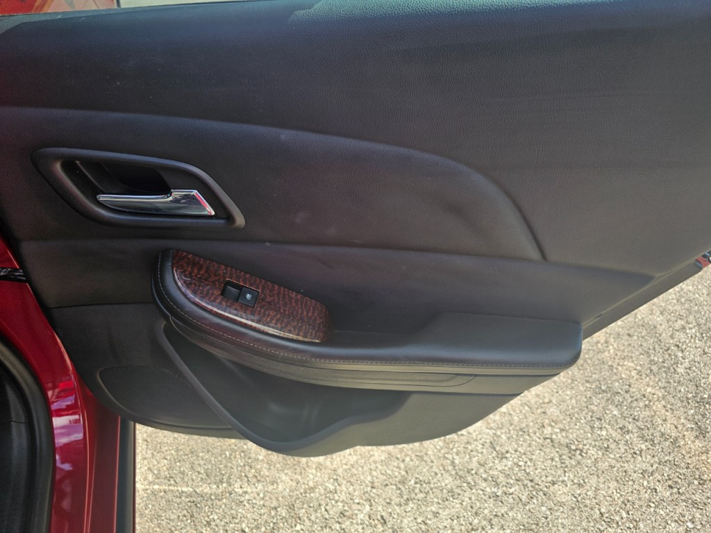 2013 Chevrolet Malibu Image 18