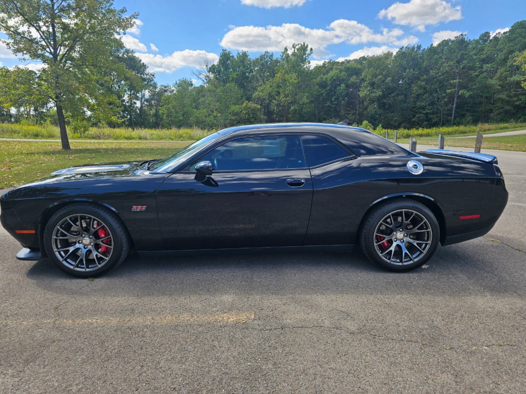 2016 Dodge Challenger Image 10