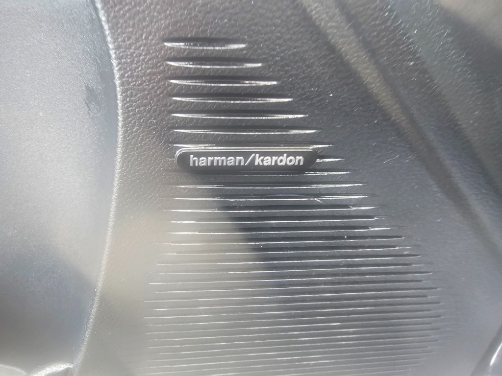 2016 Dodge Challenger Image 29