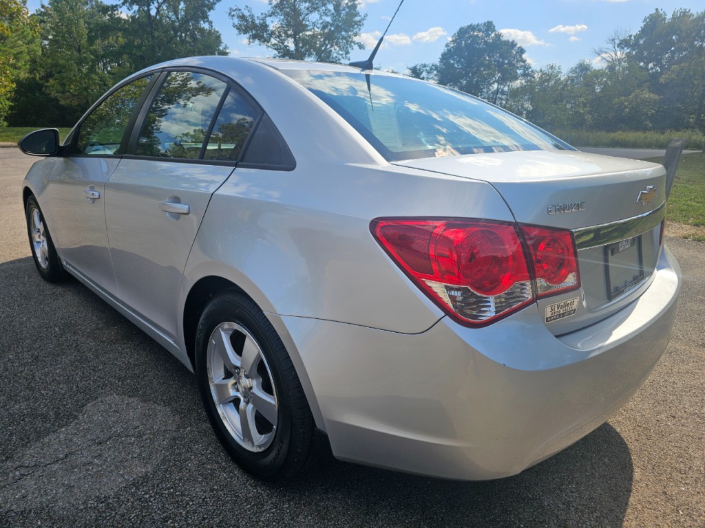 2014 Chevrolet Cruze Image 8