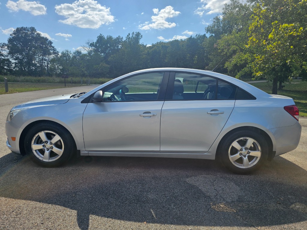 2014 Chevrolet Cruze Image 10