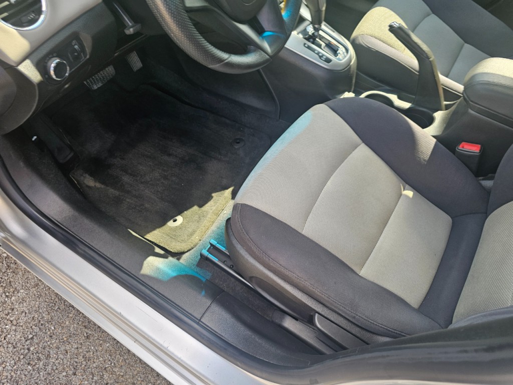 2014 Chevrolet Cruze Image 23