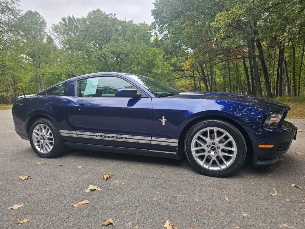 2012 Ford Mustang Image 3