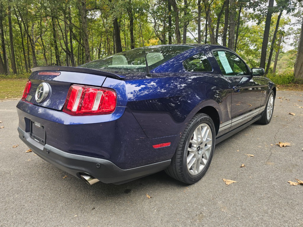 2012 Ford Mustang Image 6