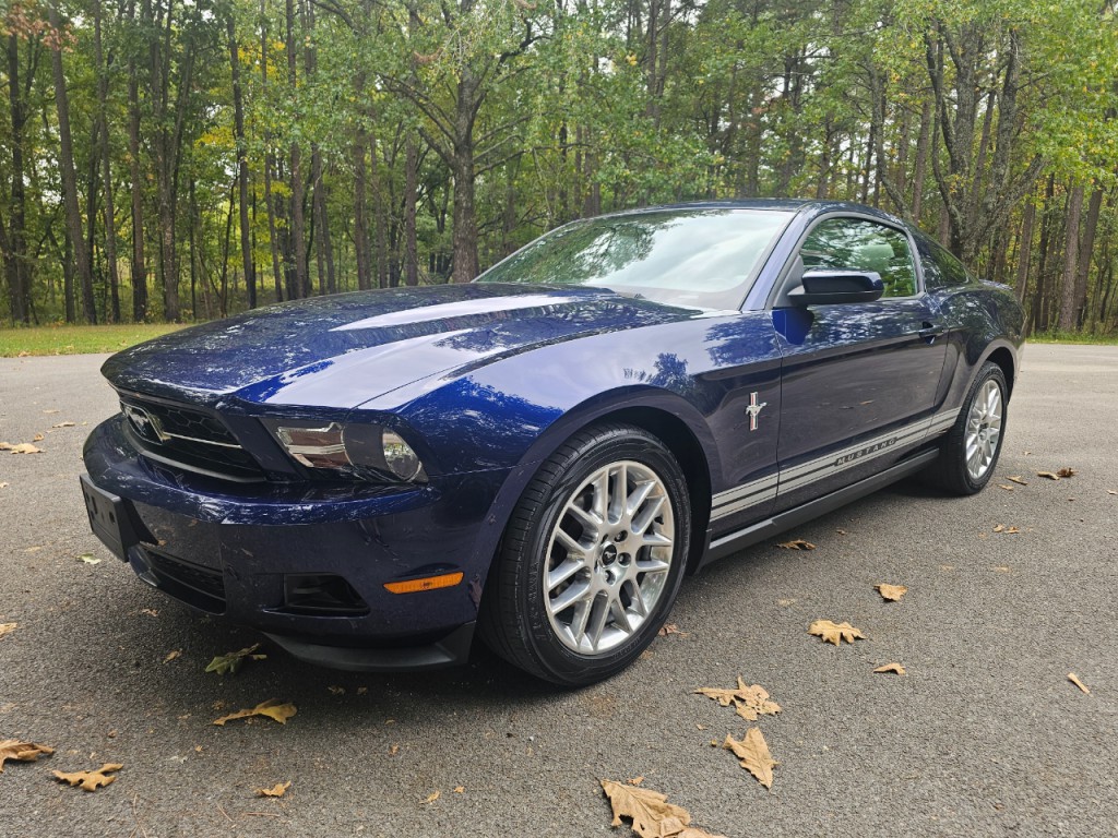 2012 Ford Mustang Image 12