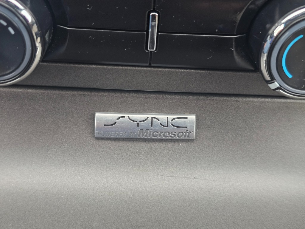 2012 Ford Mustang Image 44