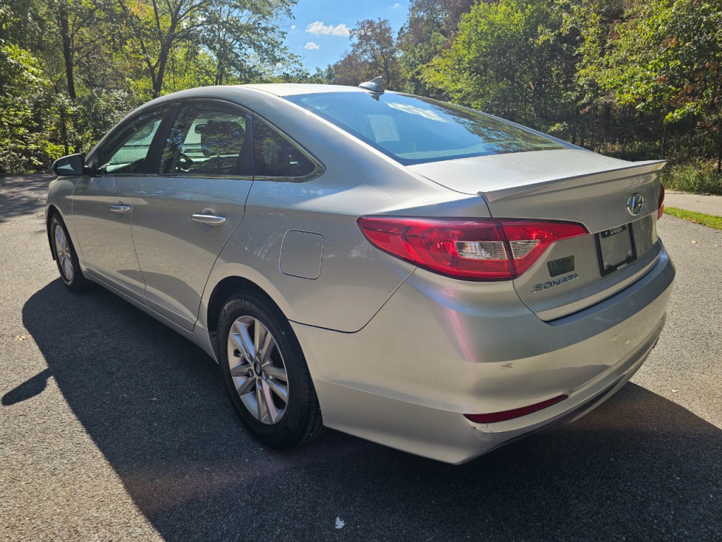 2016 Hyundai Sonata Image 8