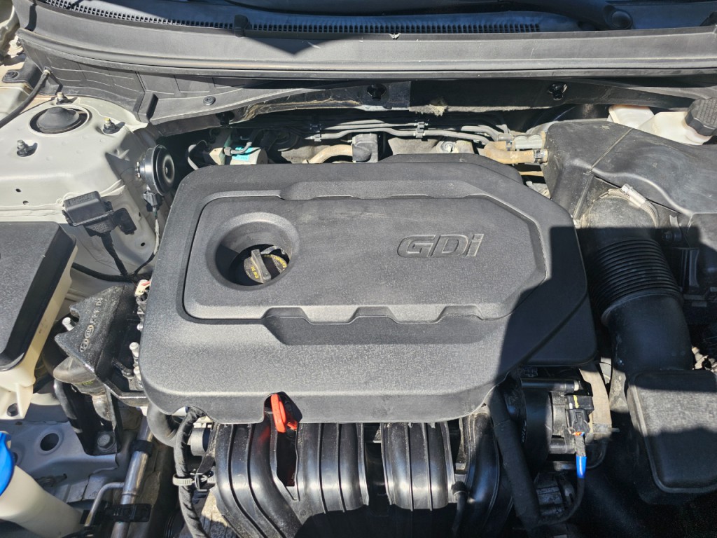 2016 Hyundai Sonata Image 28