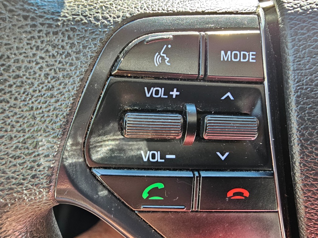 2016 Hyundai Sonata Image 32