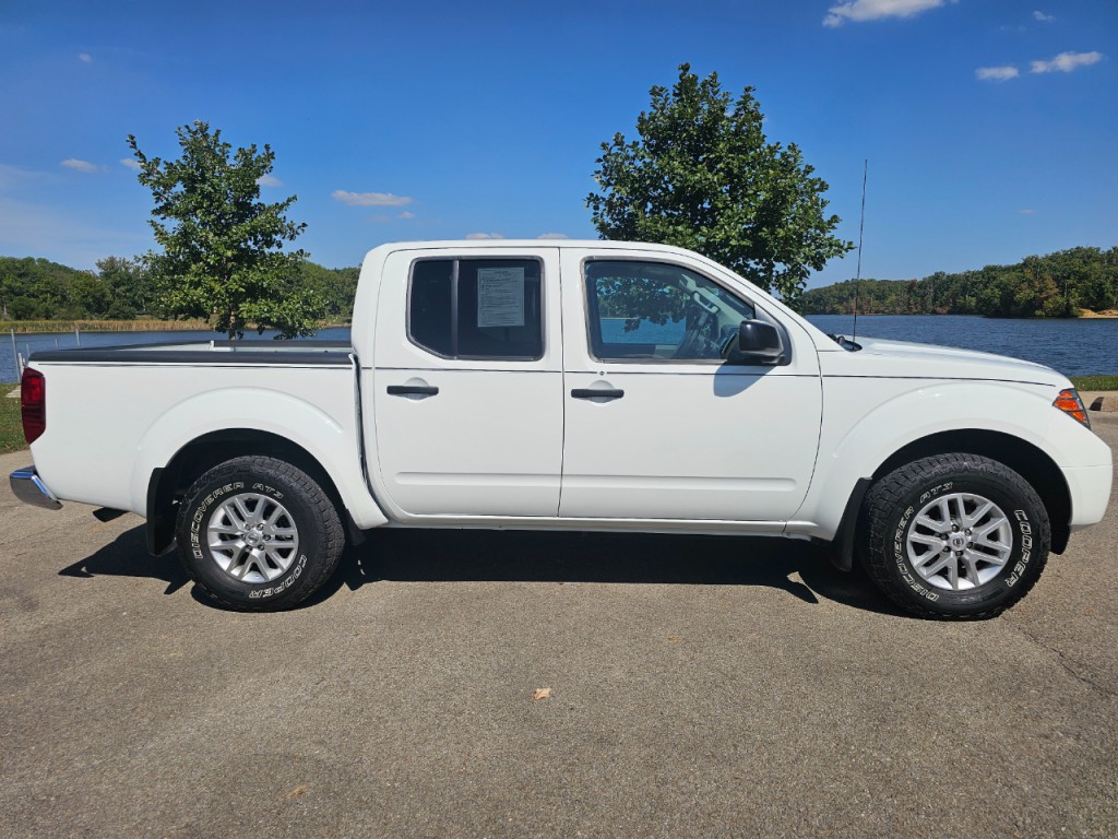 2016 Nissan Frontier Image 4