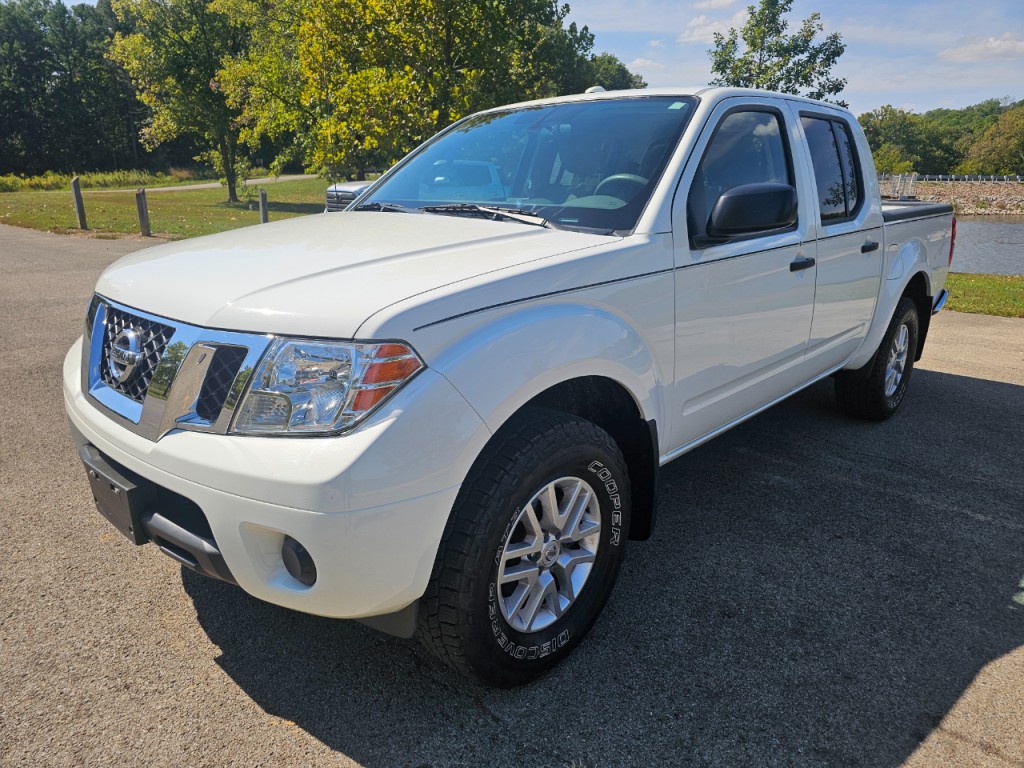 2016 Nissan Frontier Image 12