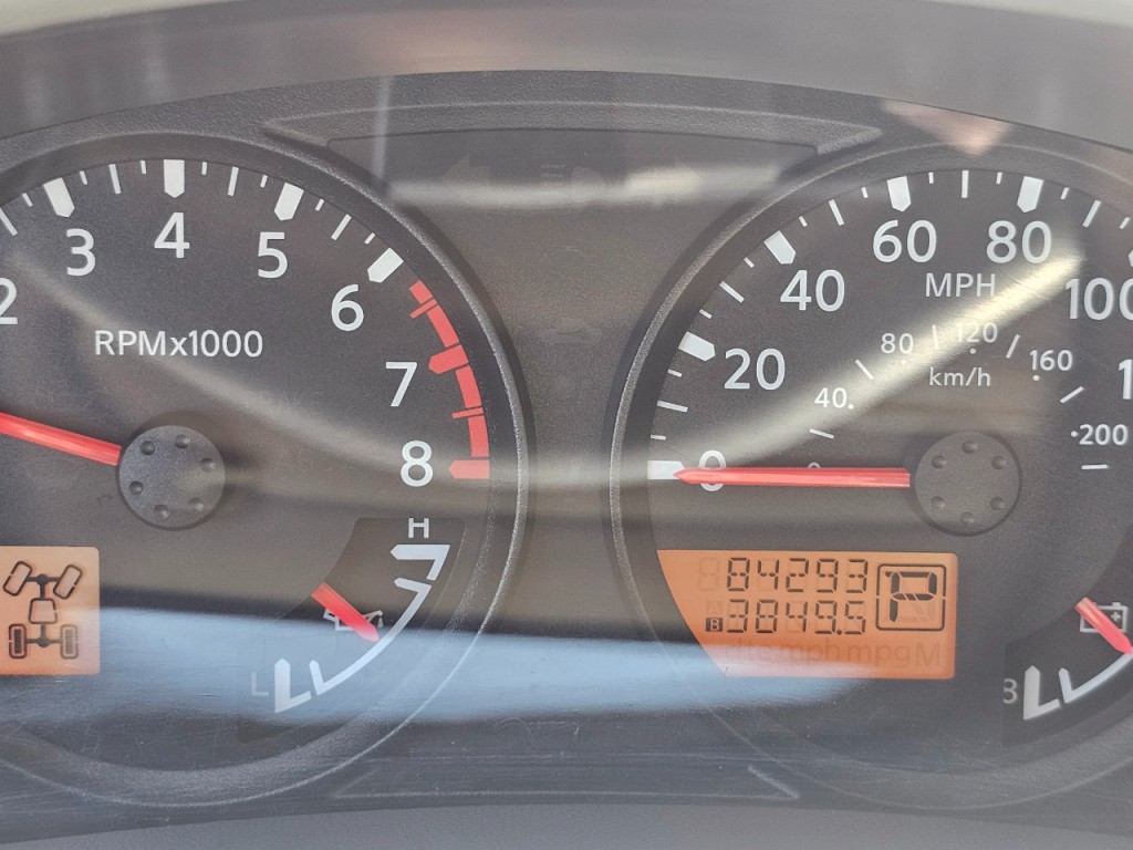 2016 Nissan Frontier Image 35