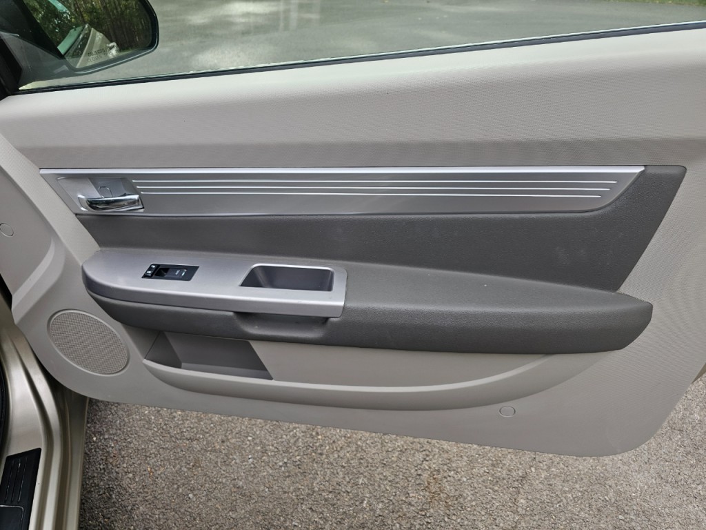 2008 Chrysler Sebring Image 16
