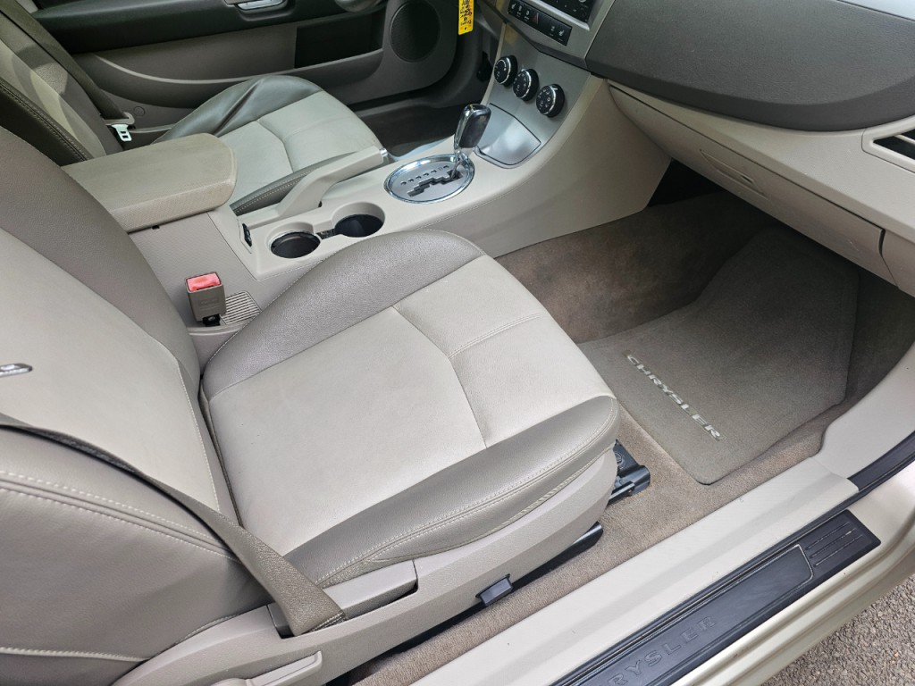 2008 Chrysler Sebring Image 17