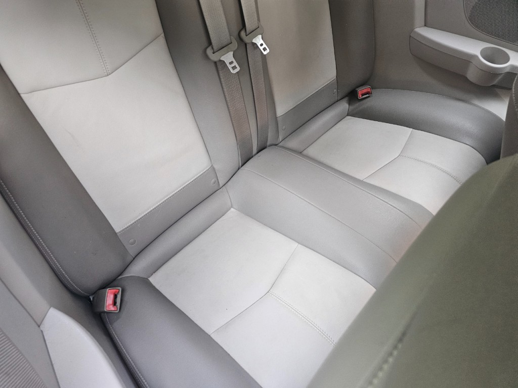 2008 Chrysler Sebring Image 18