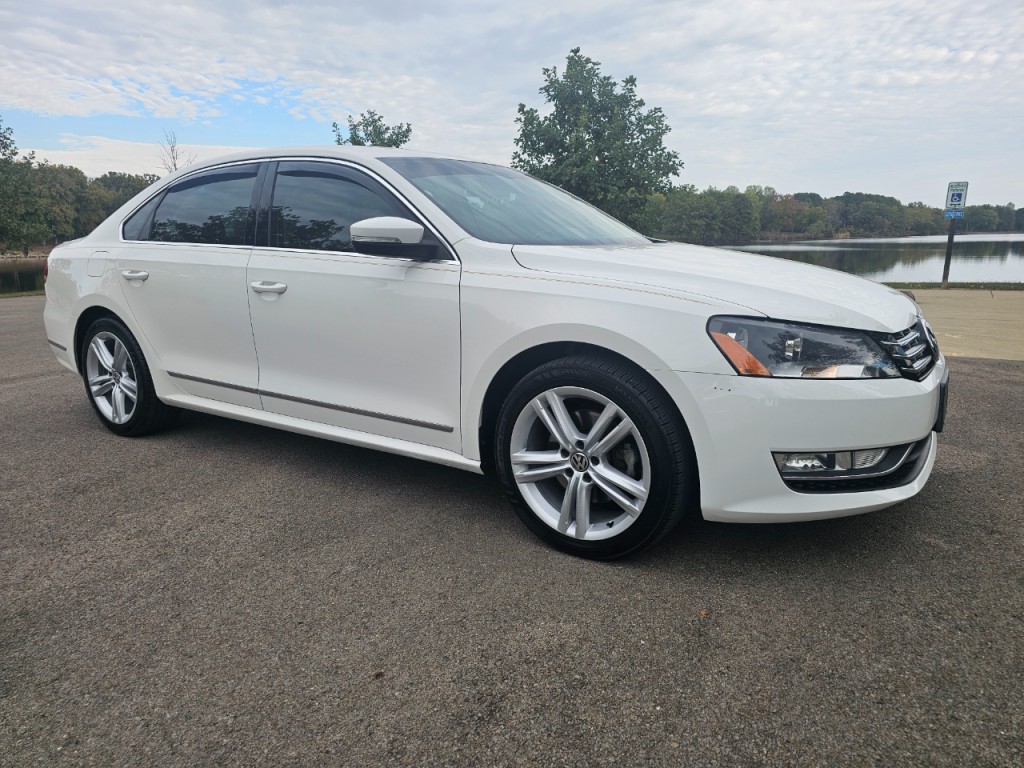 2015 Volkswagen Passat Image 3