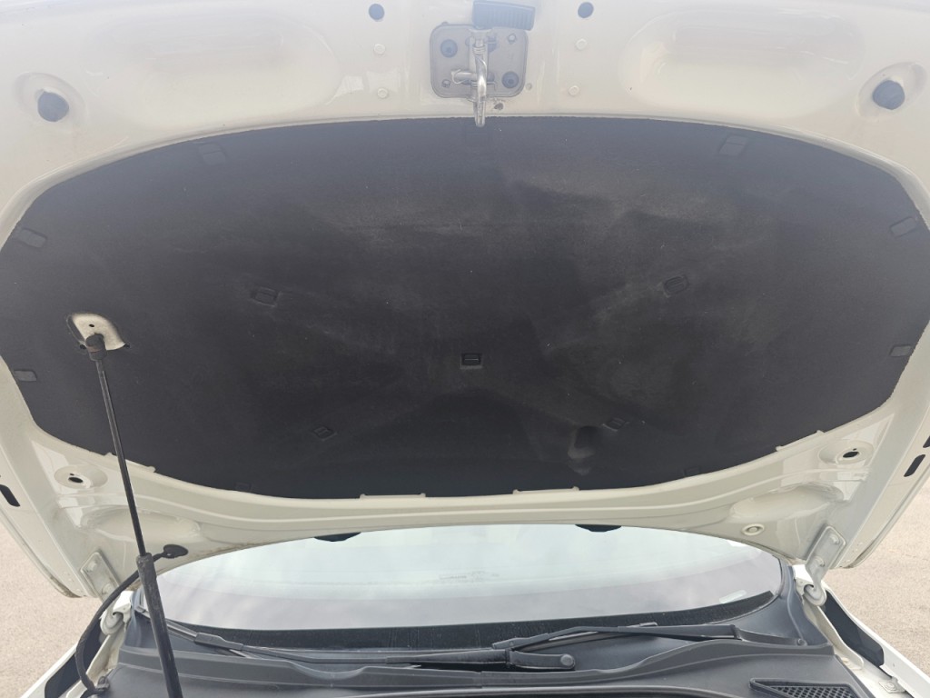 2015 Volkswagen Passat Image 27