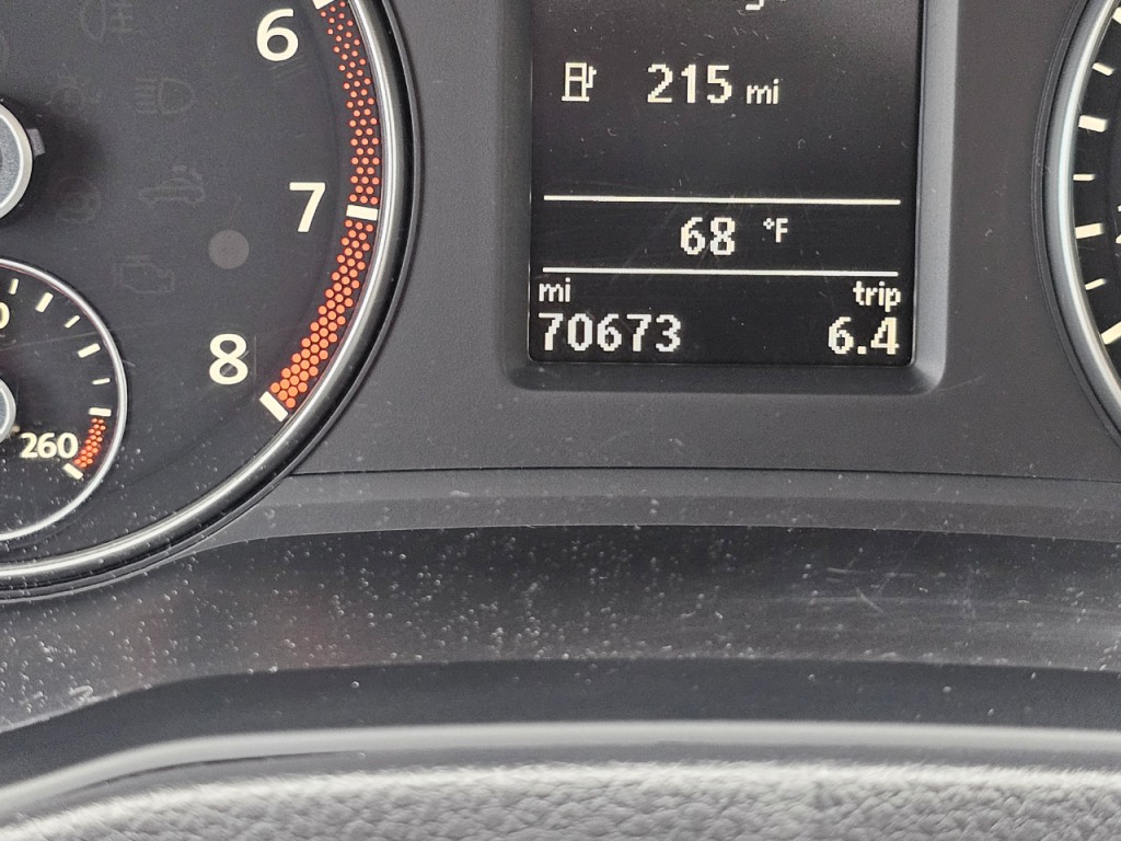 2015 Volkswagen Passat Image 39
