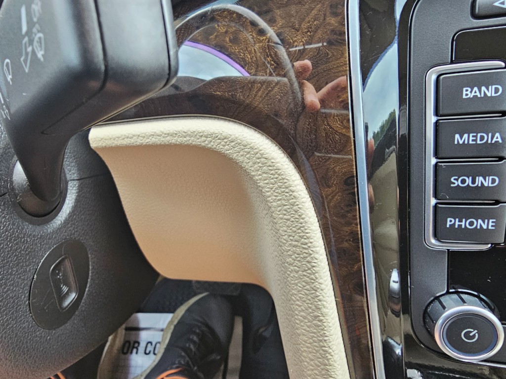 2015 Volkswagen Passat Image 40