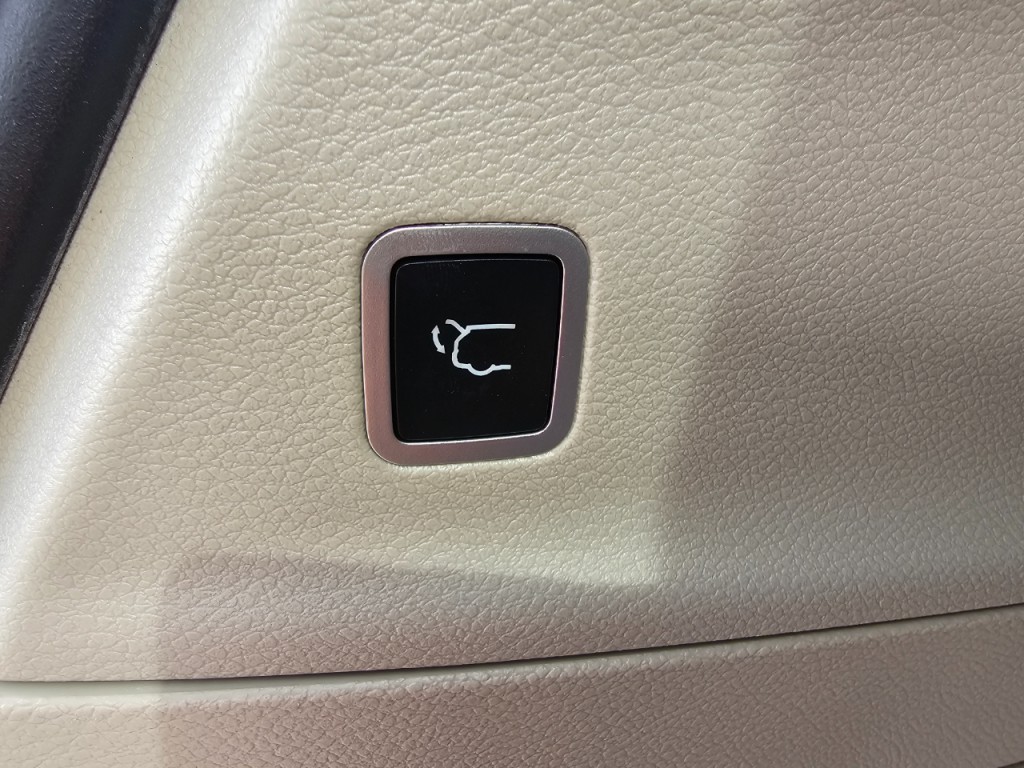 2017 Chrysler Pacifica Image 23