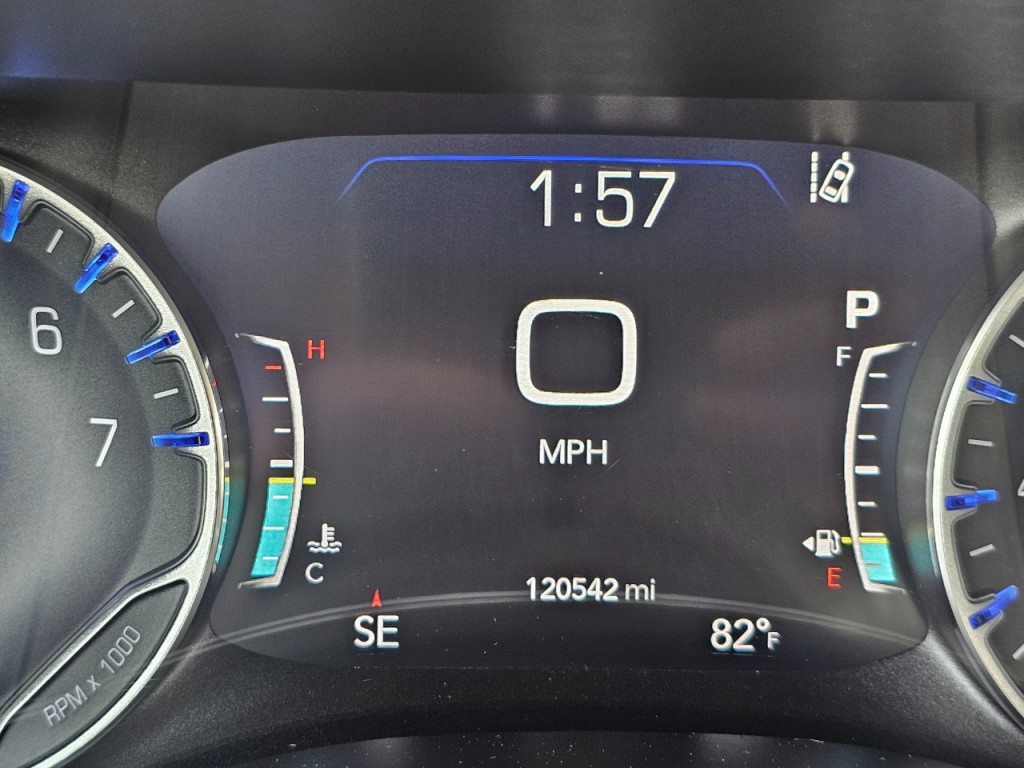 2017 Chrysler Pacifica Image 40