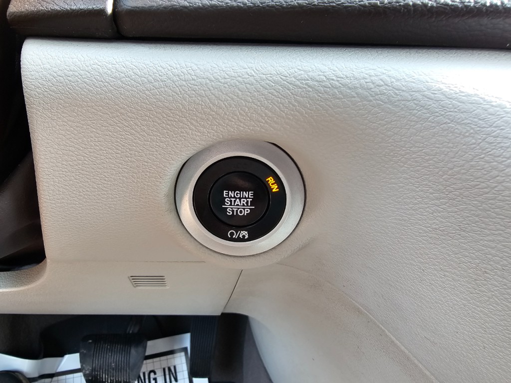 2017 Chrysler Pacifica Image 41