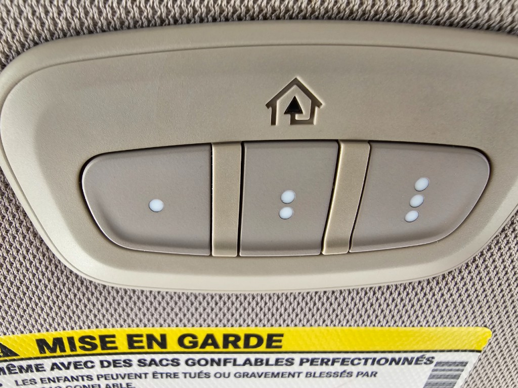 2017 Chrysler Pacifica Image 47
