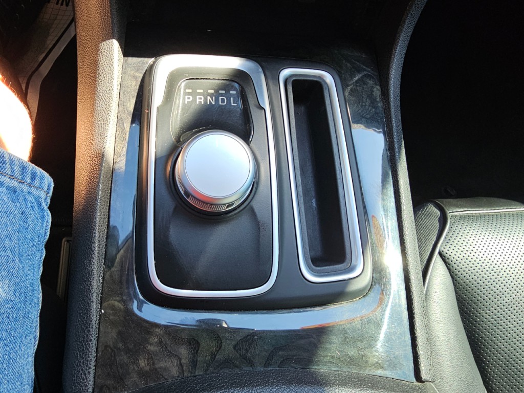 2018 Chrysler 300 Image 21