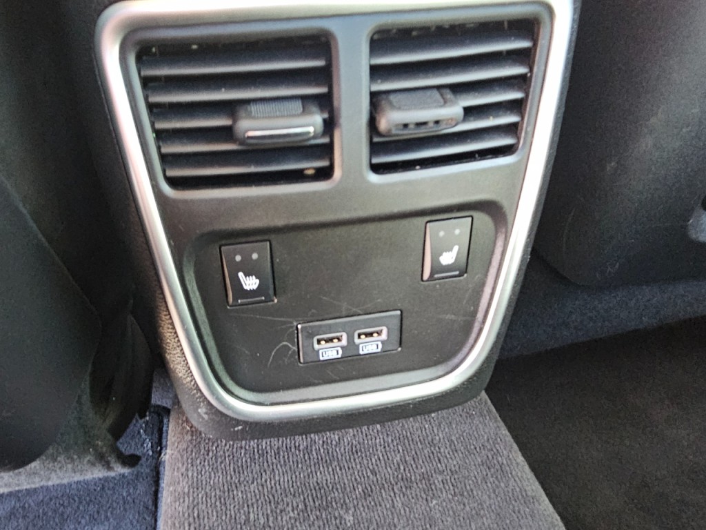 2018 Chrysler 300 Image 44
