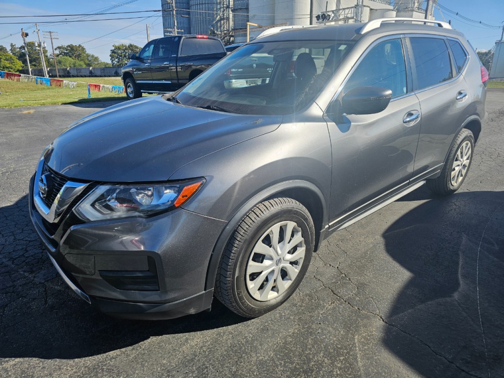 2017 Nissan Rogue Image 4