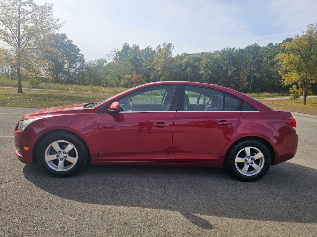 2013 Chevrolet Cruze Image 10