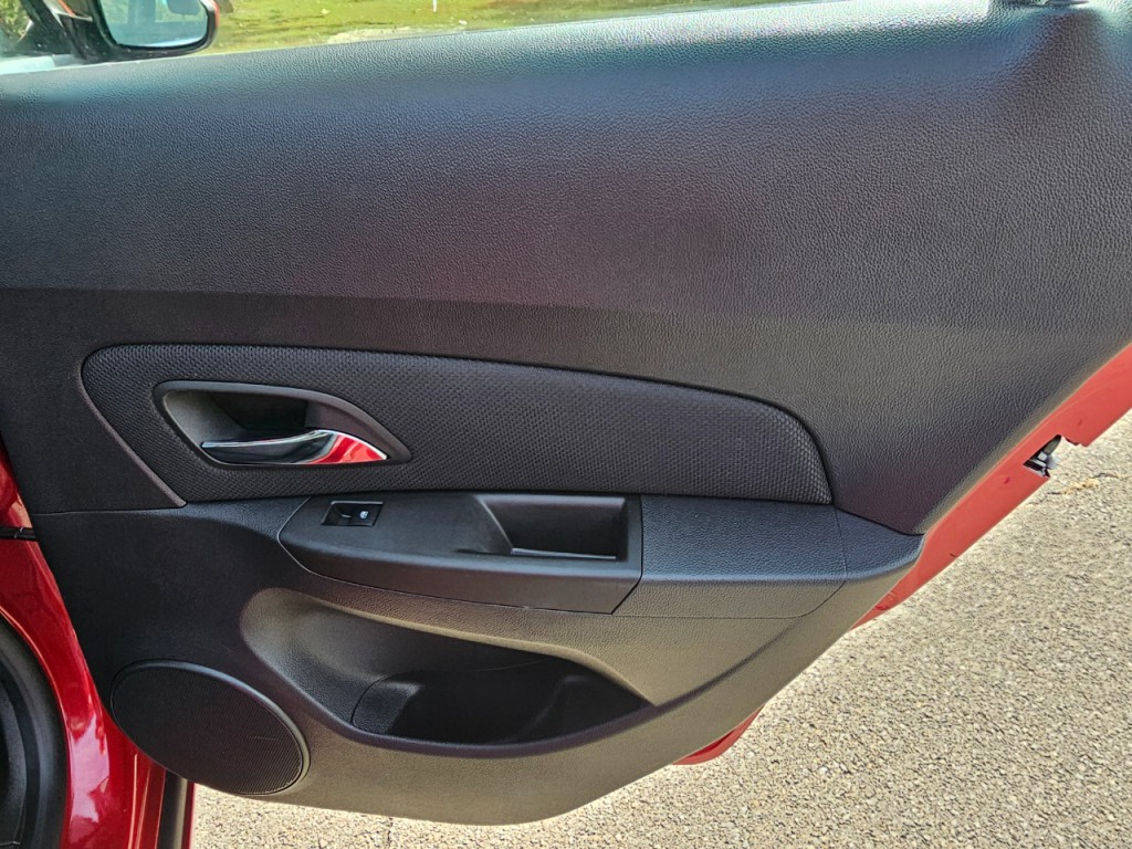 2013 Chevrolet Cruze Image 19