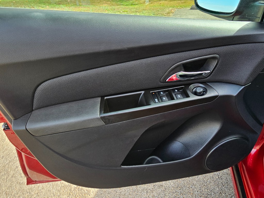 2013 Chevrolet Cruze Image 26