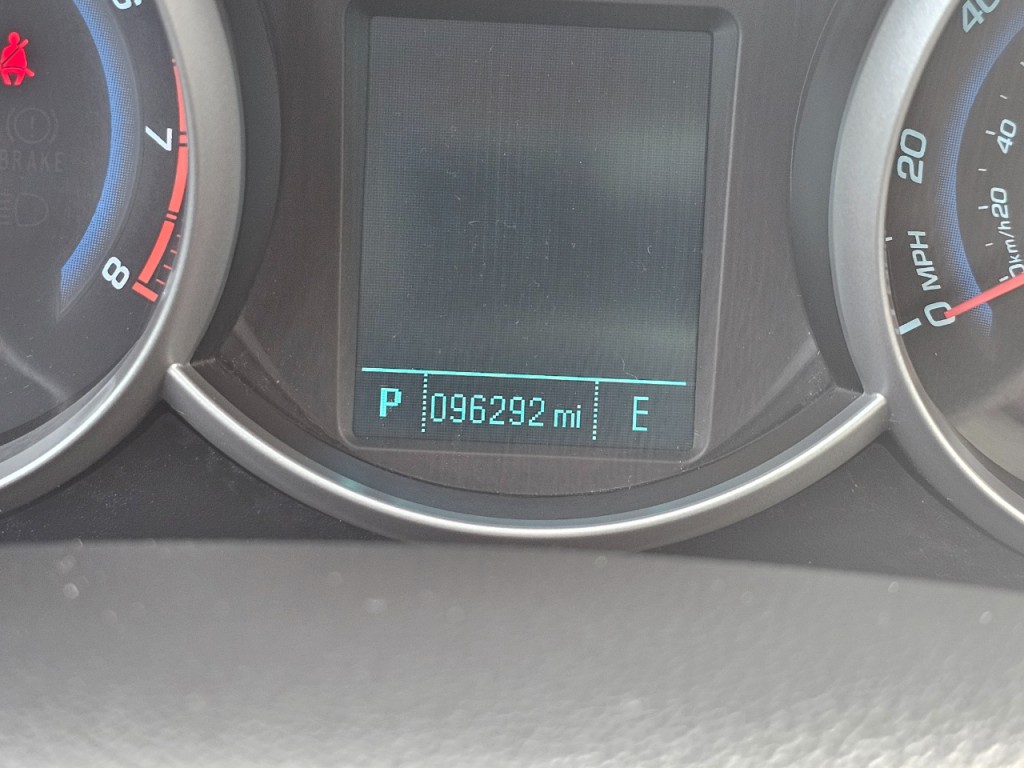 2013 Chevrolet Cruze Image 38