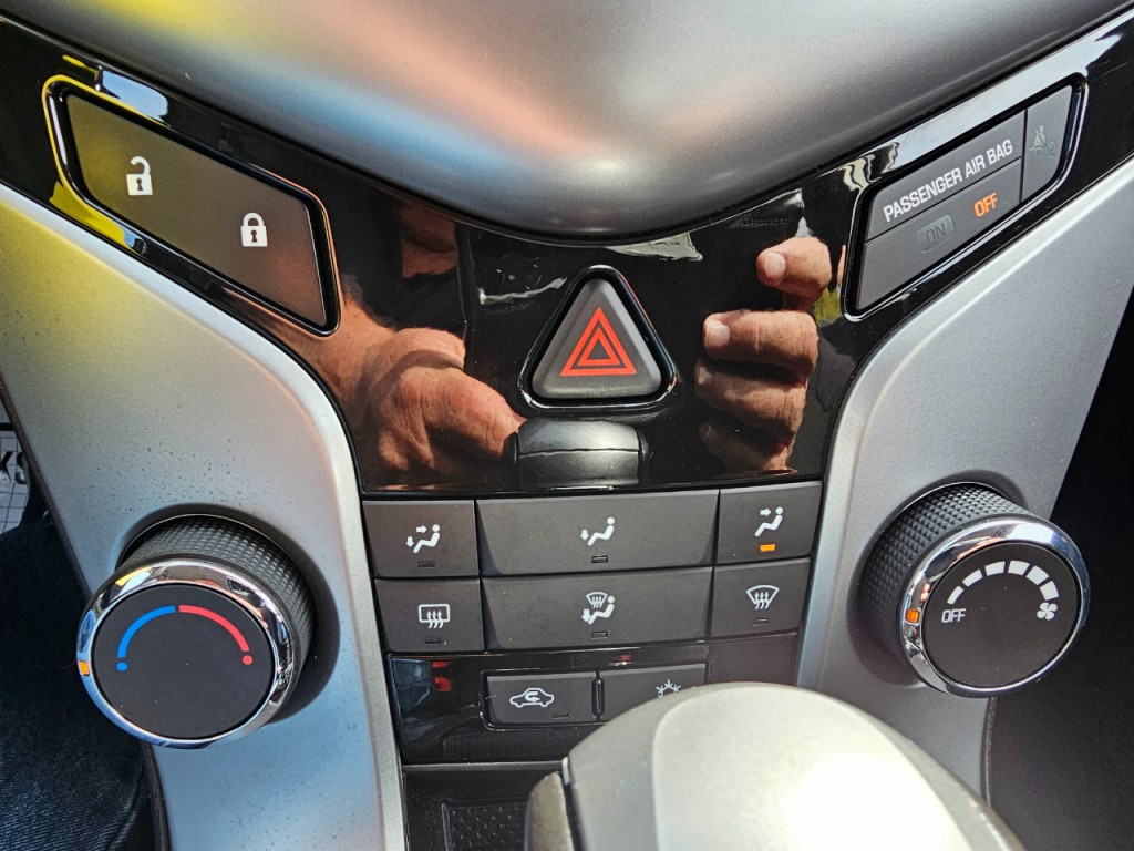 2013 Chevrolet Cruze Image 42