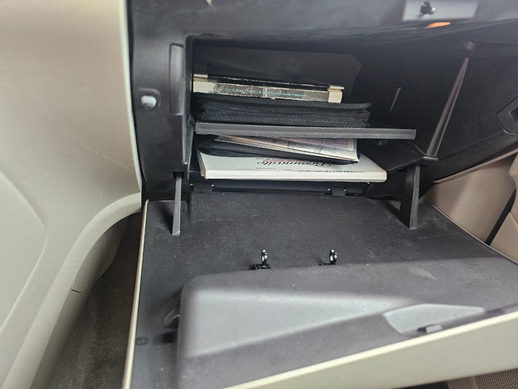 2014 Ford C-Max Image 45