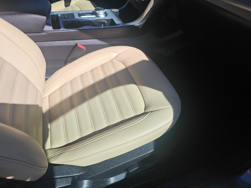 2021 Ford Edge Image 19