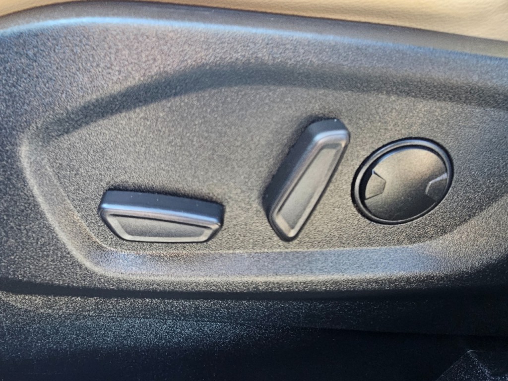 2021 Ford Edge Image 37