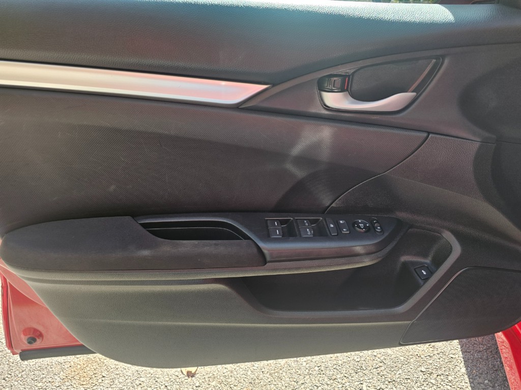 2020 Honda Civic Image 24