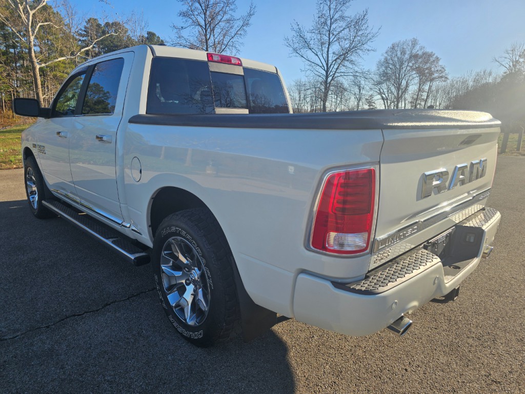 2017 RAM 1500 Image 8