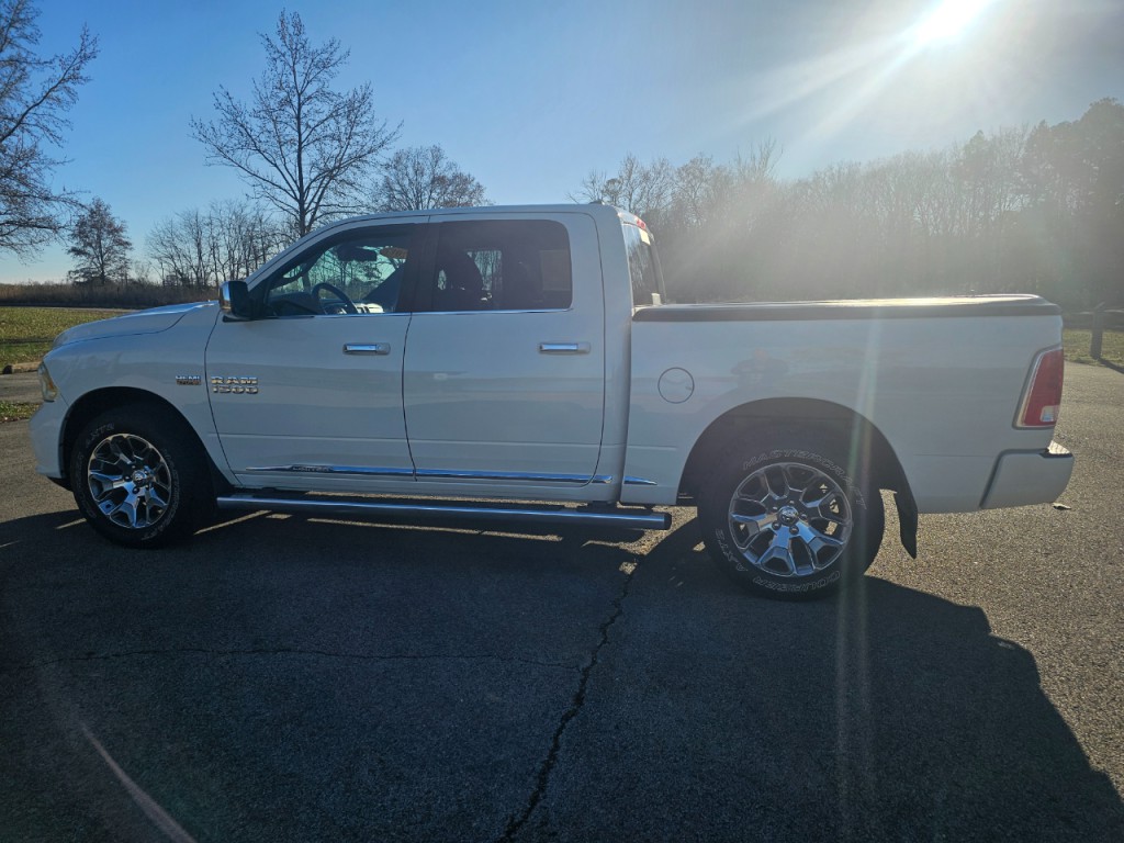 2017 RAM 1500 Image 9