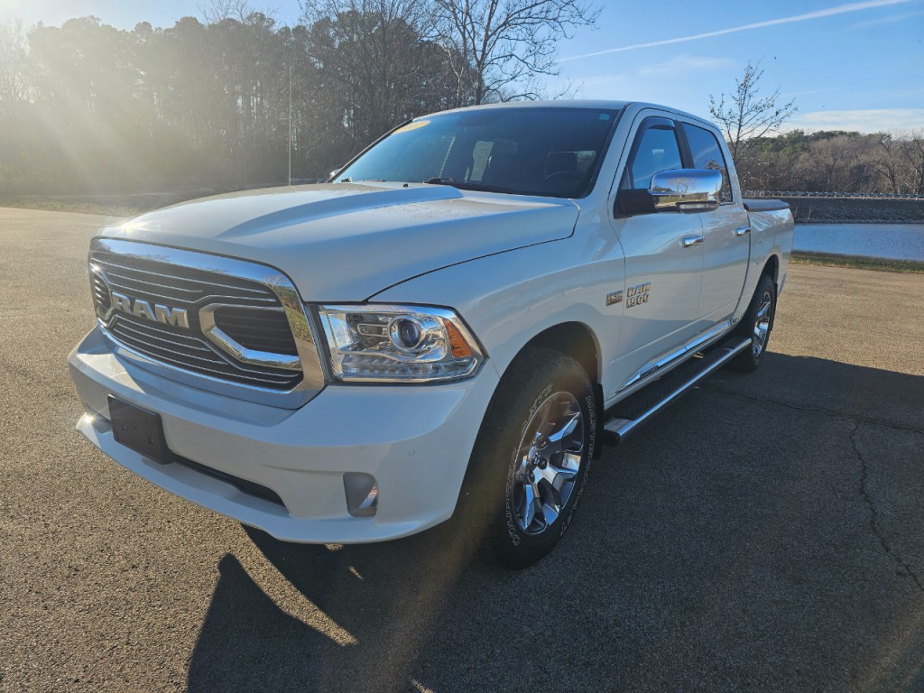 2017 RAM 1500 Image 12