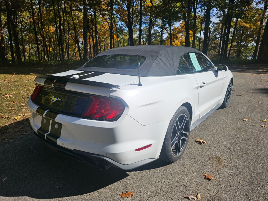 2018 Ford Mustang Image 6