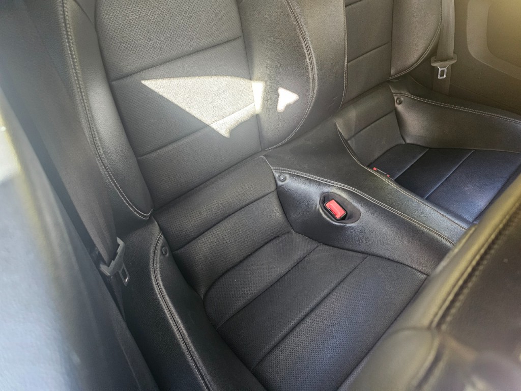 2018 Ford Mustang Image 18