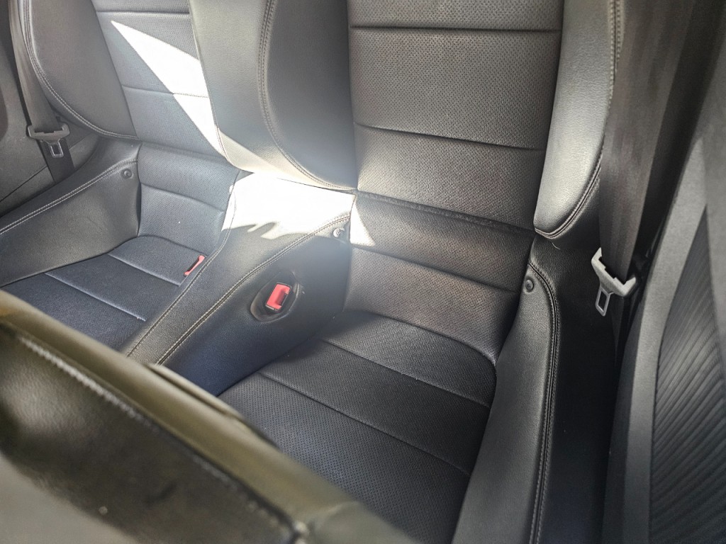 2018 Ford Mustang Image 22