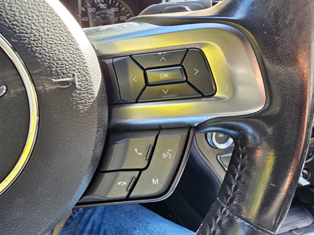 2018 Ford Mustang Image 34