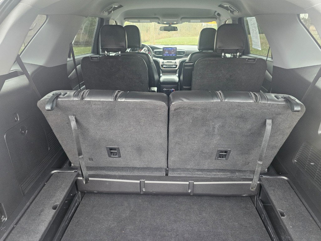 2022 Ford Explorer Image 21